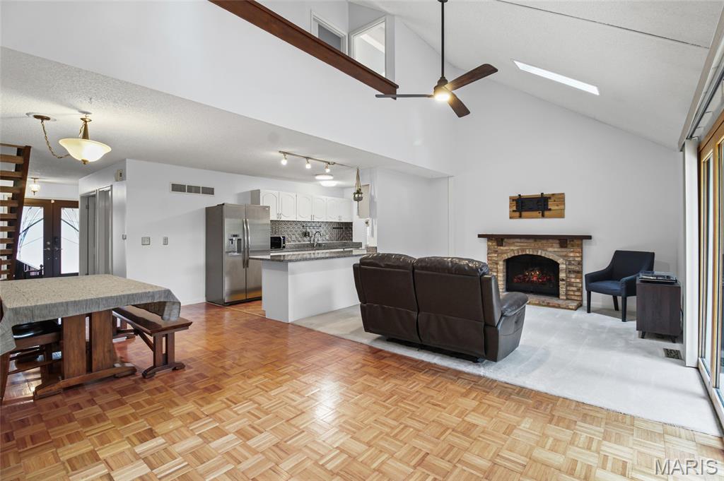 Manchester, Missouri 63021, United States, 2 Bedrooms Bedrooms, ,2 BathroomsBathrooms,Residential,Coming Soon,223591