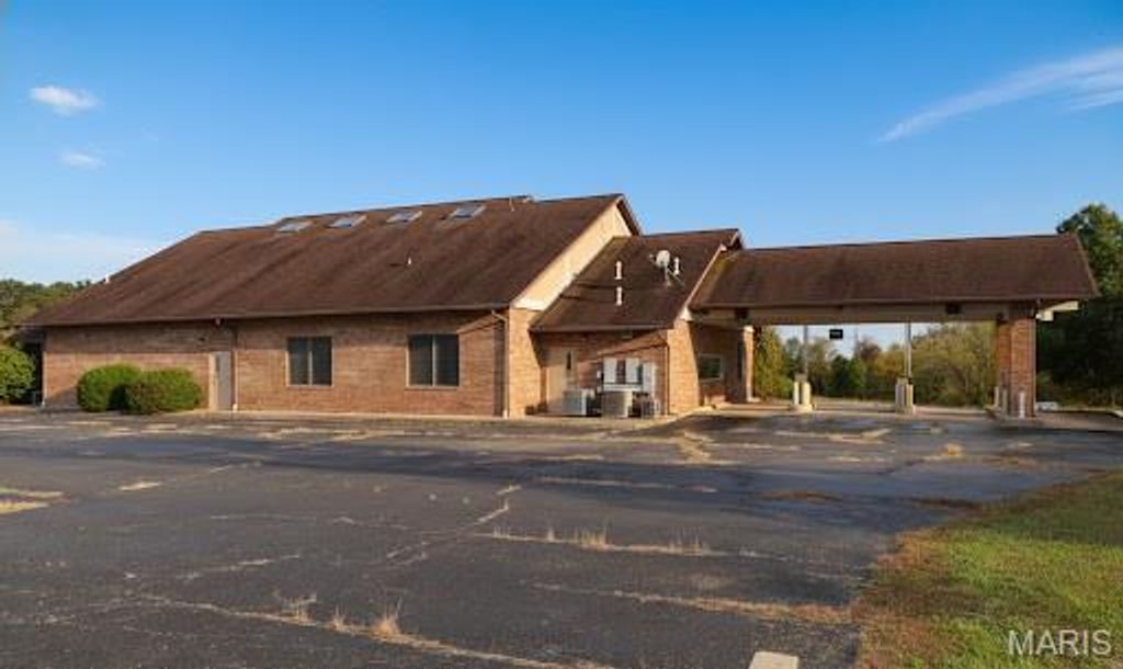 Photo of 406 Independence Lane, Vienna, MO 65582 (MLS # 25071226)