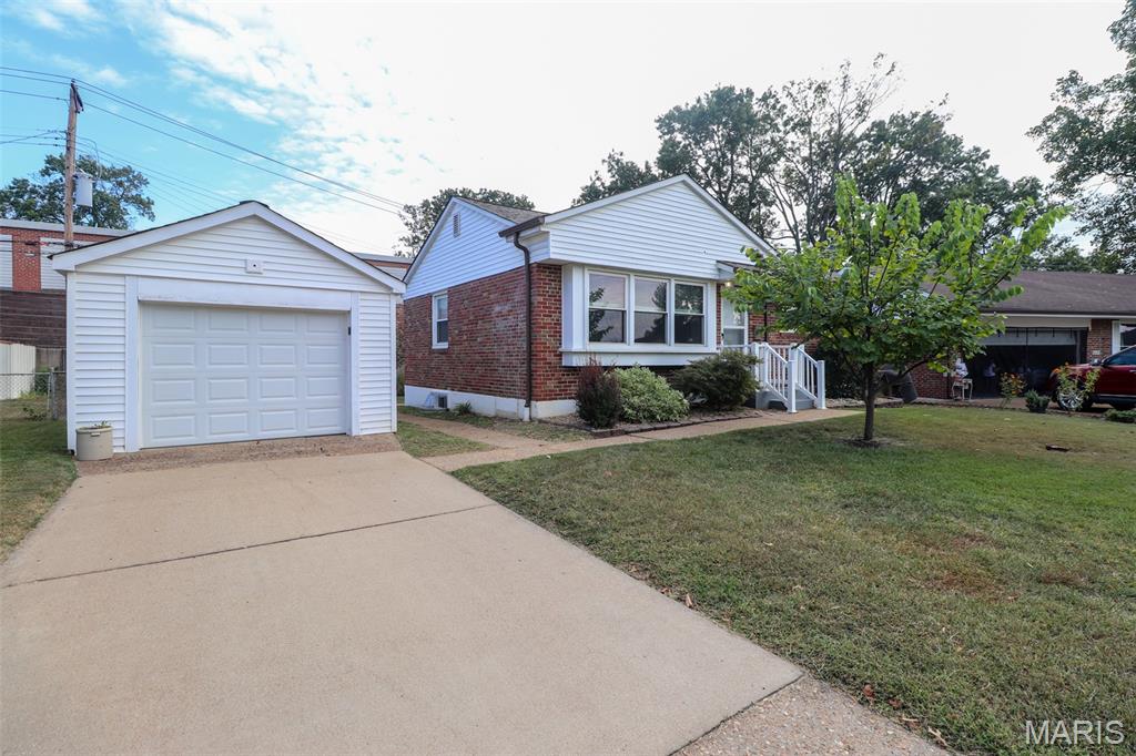 4102 Upton Court