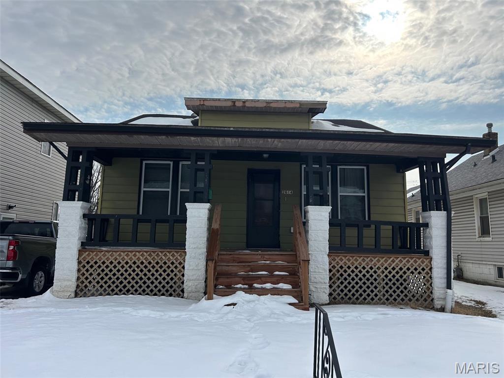 Photo 1 of 26 — 2614 Grand Avenue, Granite City, IL 62040