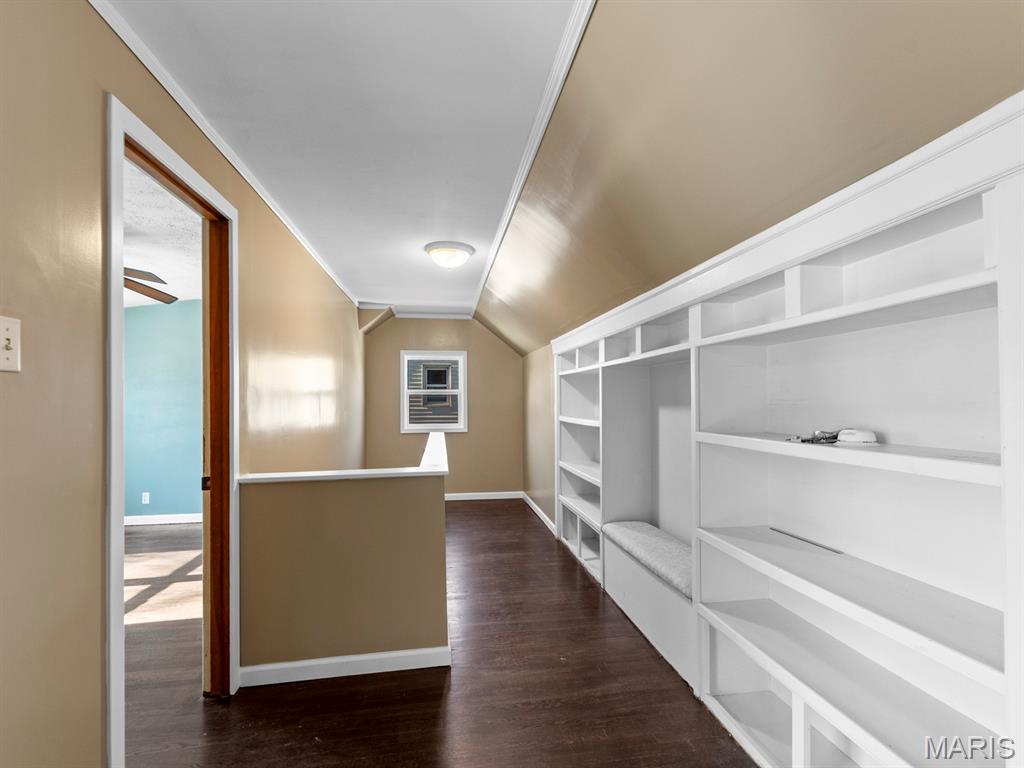 St Louis, Missouri 63123, United States, 4 Bedrooms Bedrooms, ,2 BathroomsBathrooms,Residential,Pending,249682