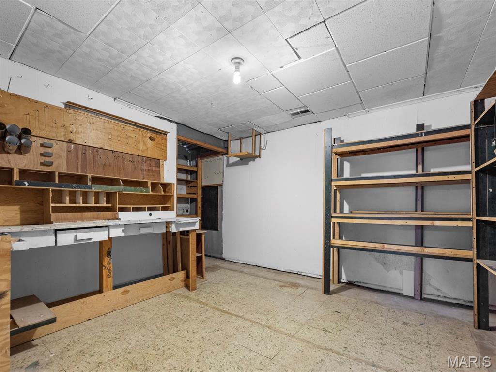 St Louis, Missouri 63123, United States, 4 Bedrooms Bedrooms, ,2 BathroomsBathrooms,Residential,Pending,249682