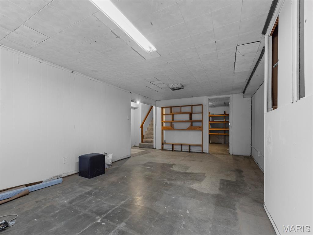 St Louis, Missouri 63123, United States, 4 Bedrooms Bedrooms, ,2 BathroomsBathrooms,Residential,Pending,249682