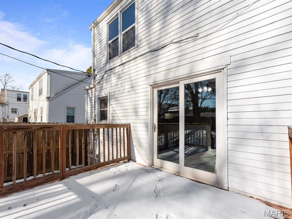 St Louis, Missouri 63123, United States, 4 Bedrooms Bedrooms, ,2 BathroomsBathrooms,Residential,Pending,249682