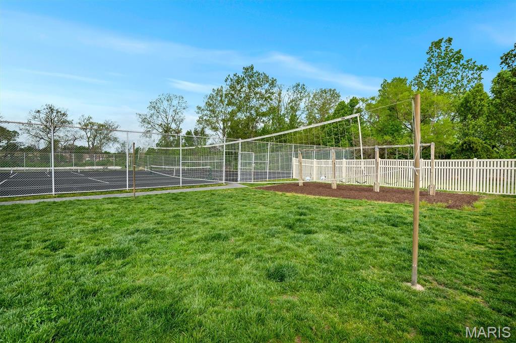 Meadow Ridge Condos Ph1 Stg4 - Residential