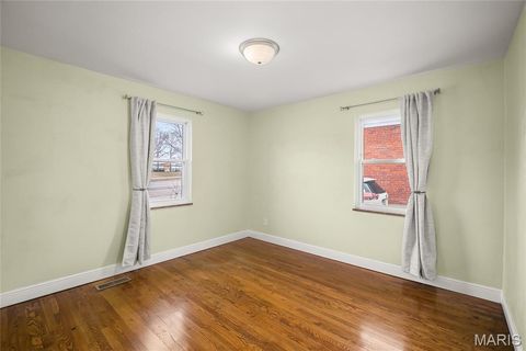 Tiny photo for 11344 Manchester Road, Kirkwood, MO 63122 (MLS # 26024458)