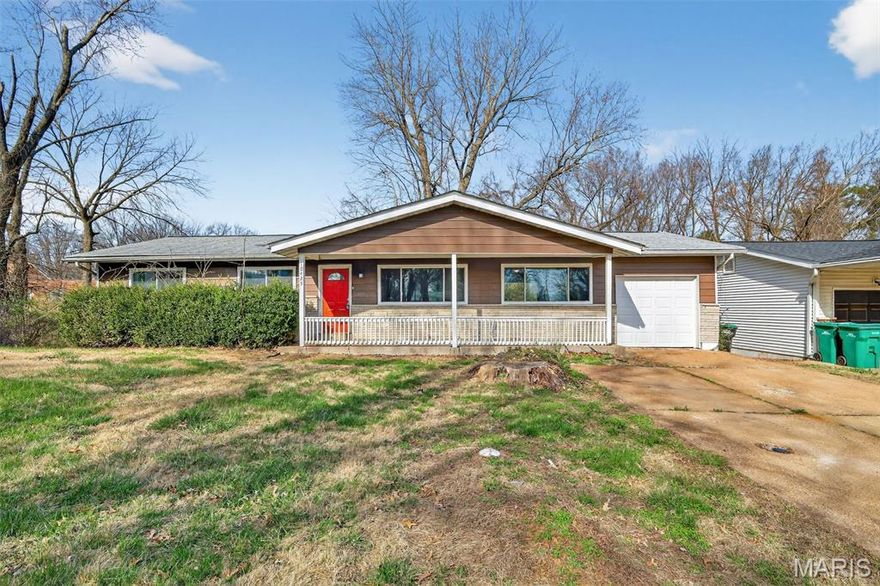 Welcome to this inviting home tucked away on a quiet cul-de-sac in Saint Louis! Located in St. Louis County, 10425 Gardo Ct offers a wonderful combination of comfort, privacy, and convenience. The home features a functional and spacious layout with plenty of natural light, creating a warm and welcoming atmosphere.
The kitchen provides ample cabinet and counter space and flows easily into the dining and living areas—perfect for everyday living and entertaining. The bedrooms are generously sized, offering flexibility for family, guests, or a home office, while the primary suite serves as a relaxing retreat.
Step outside to enjoy a private backyard with space for outdoor gatherings, gardening, or simply unwinding. The cul-de-sac location offers minimal traffic, enhancing the peaceful setting.
Conveniently situated near shopping, dining, parks, and major highways, this home provides easy access to all that the Saint Louis area has to offer.
Don’t miss this great opportunity—schedule your showing today!