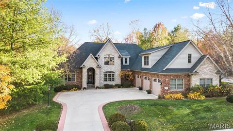 Photo of 7411 Creek Ridge Lane, Edwardsville, IL 62025 (MLS # 25078258)