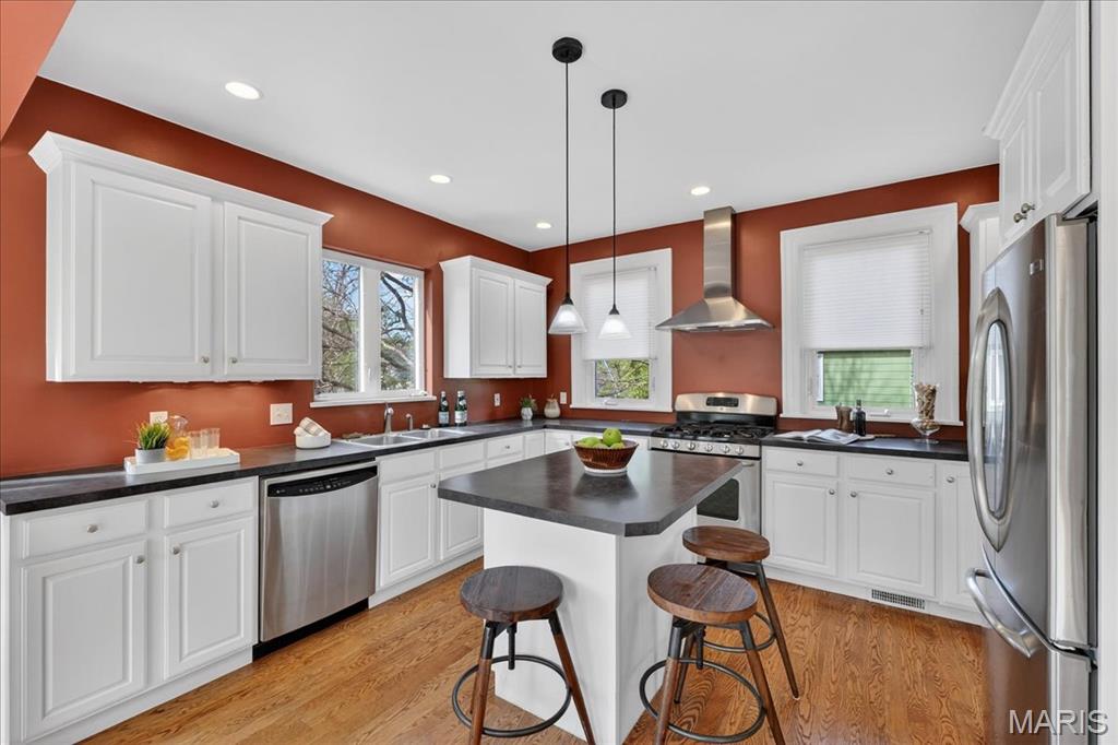 Tuxedo Park - Residential