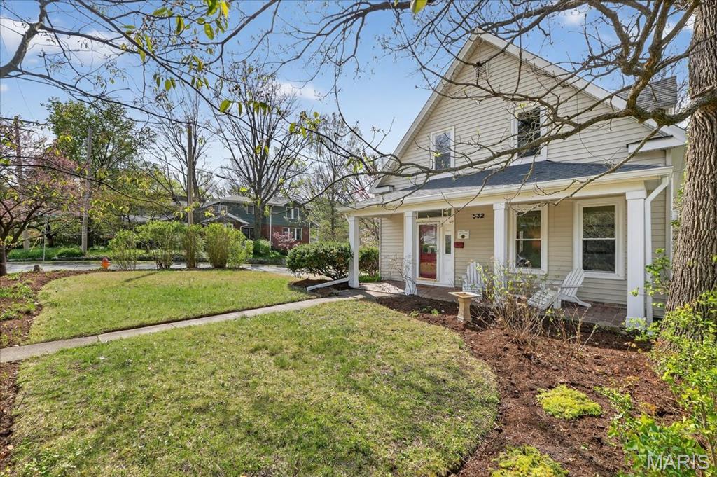 Tuxedo Park - Residential