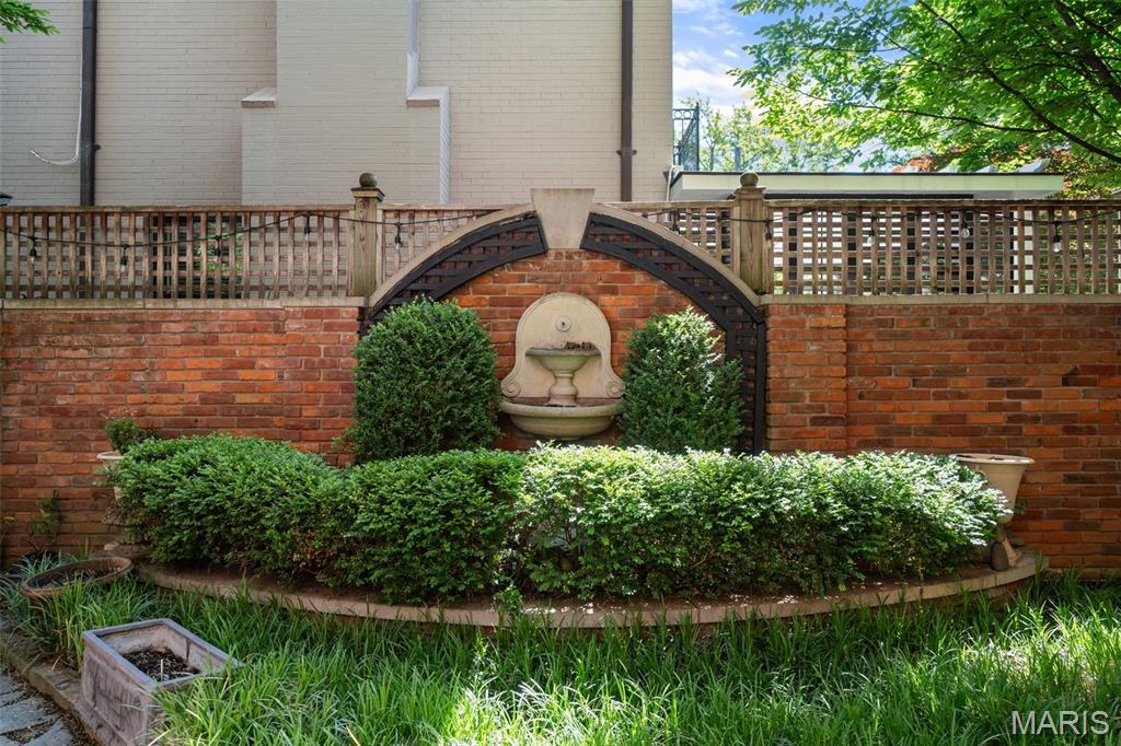 Georgetown Corner - Residential
