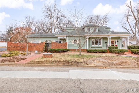 Photo of 702 Dewey Avenue, Farmington, MO 63640 (MLS # 26067885)