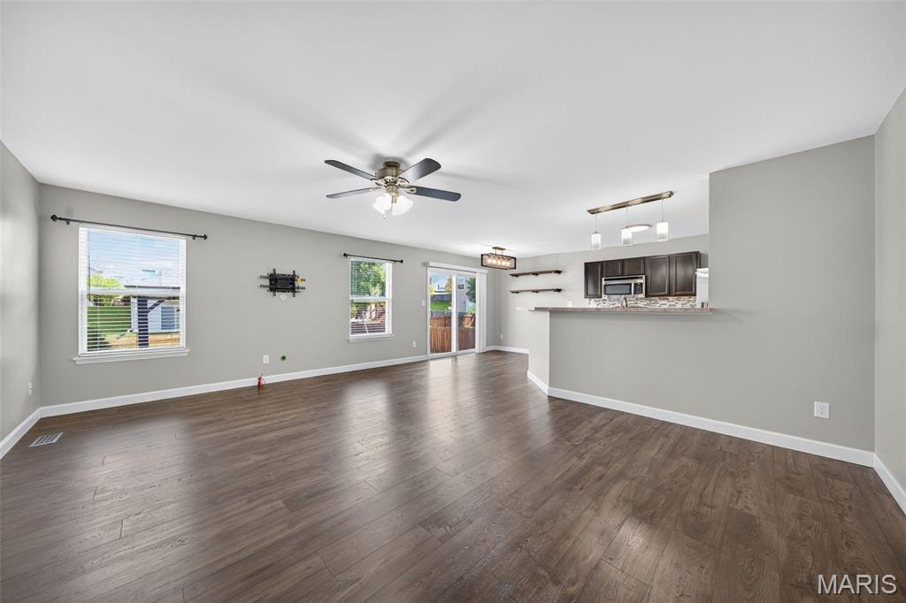 O'Fallon, Missouri 63368, United States, 3 Bedrooms Bedrooms, ,3 BathroomsBathrooms,Residential,Active,189917