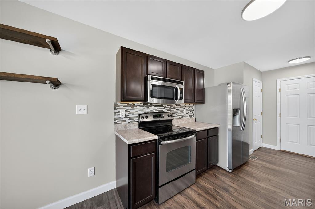 O'Fallon, Missouri 63368, United States, 3 Bedrooms Bedrooms, ,3 BathroomsBathrooms,Residential,Active,189917