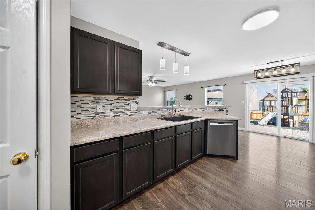 O'Fallon, Missouri 63368, United States, 3 Bedrooms Bedrooms, ,3 BathroomsBathrooms,Residential,Active,189917