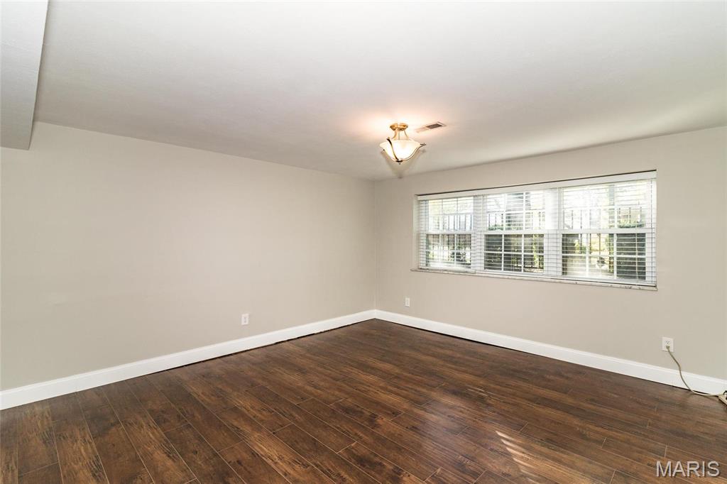Huntleigh South 3 - Residential Lease
