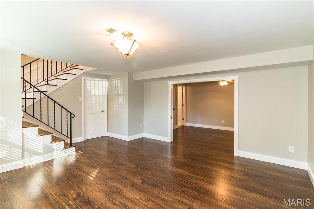 Huntleigh South 3 - Residential Lease
