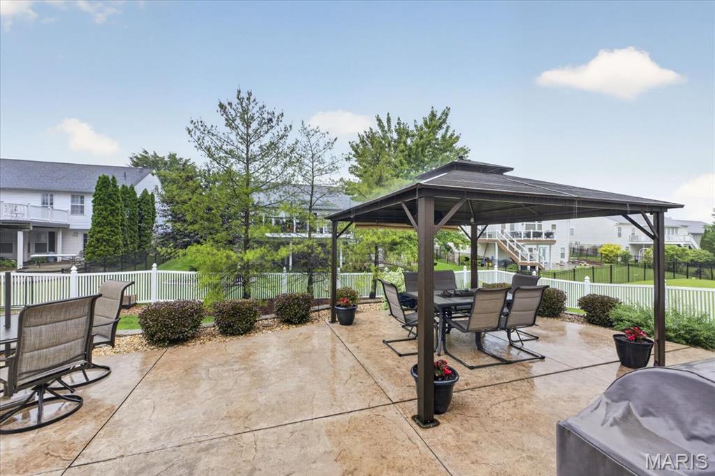 Manors At Glen Brook - Residential