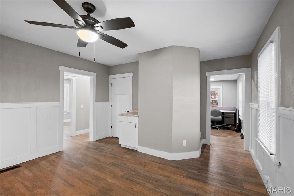 Baileys 02 - Commercial Lease