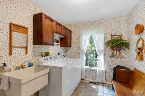 Tiny photo for 29 Rockwood Forest Valley, Wildwood, MO 63025 (MLS # 26065145)