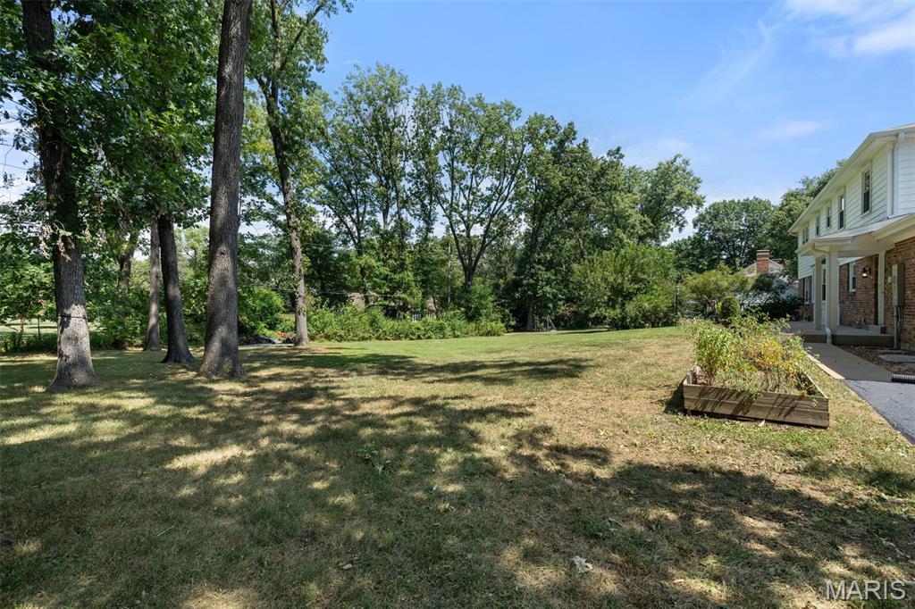 Berkley Manor 6 - Residential