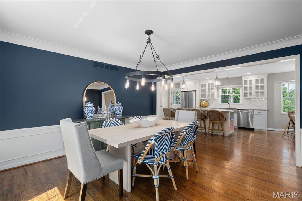 Berkley Manor 6 - Residential