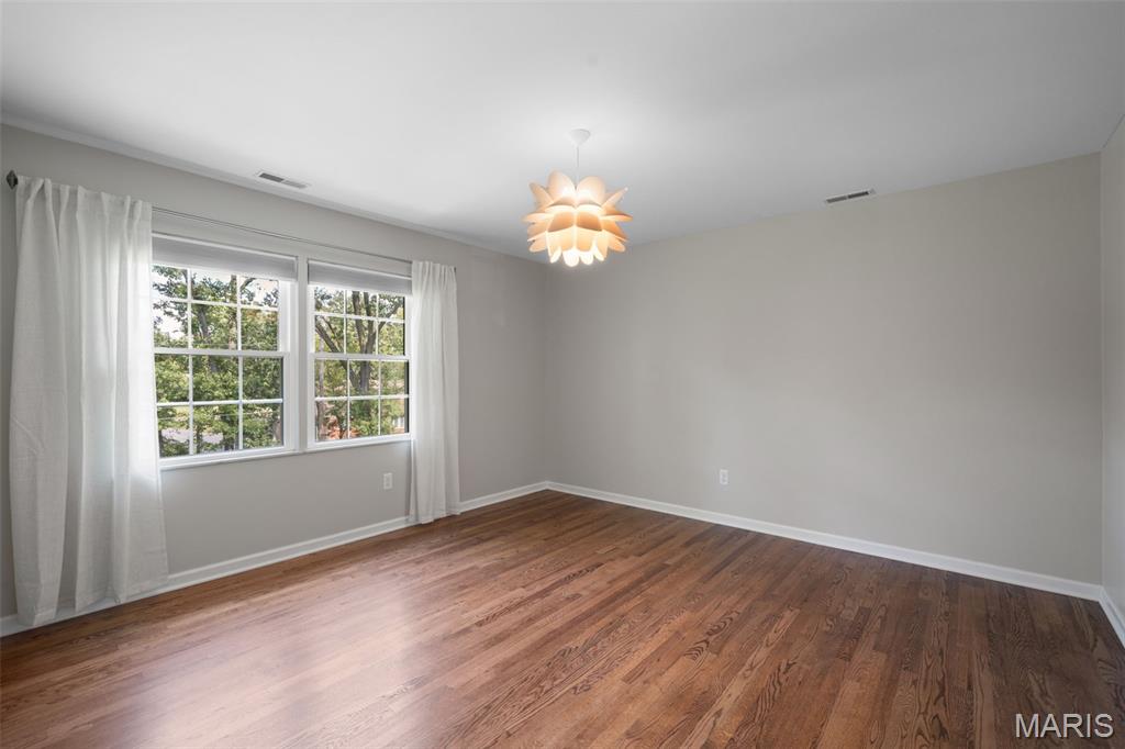 Berkley Manor 6 - Residential