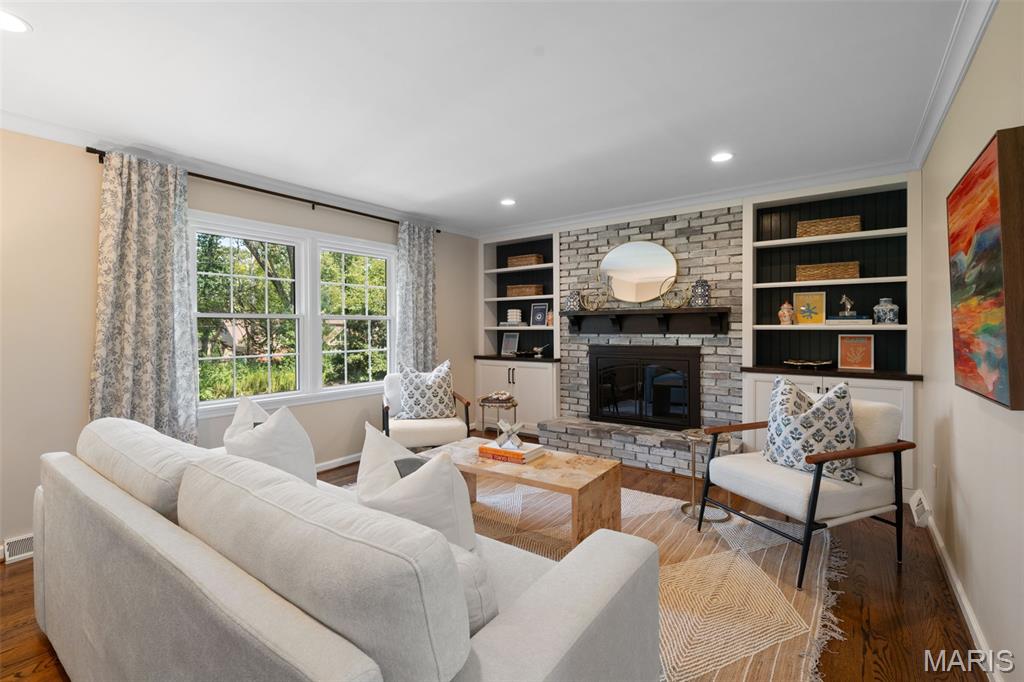 Berkley Manor 6 - Residential