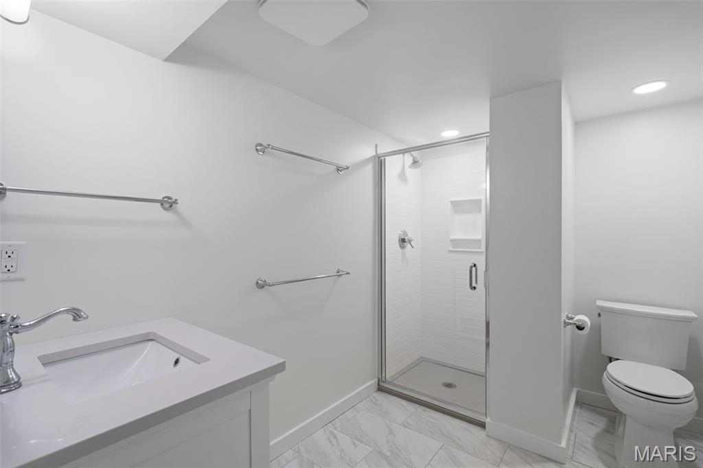 Berkley Manor 6 - Residential