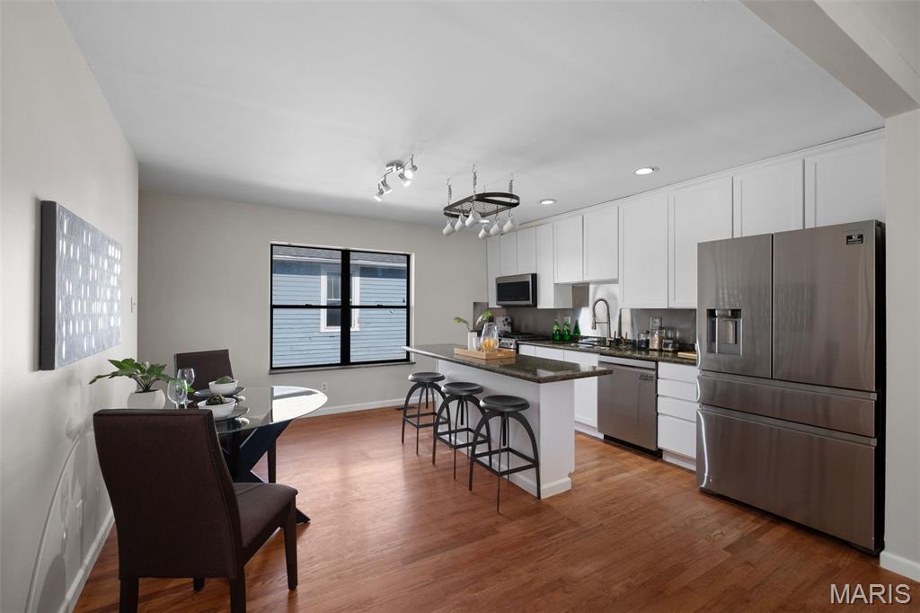 Olivette Terrace - Residential