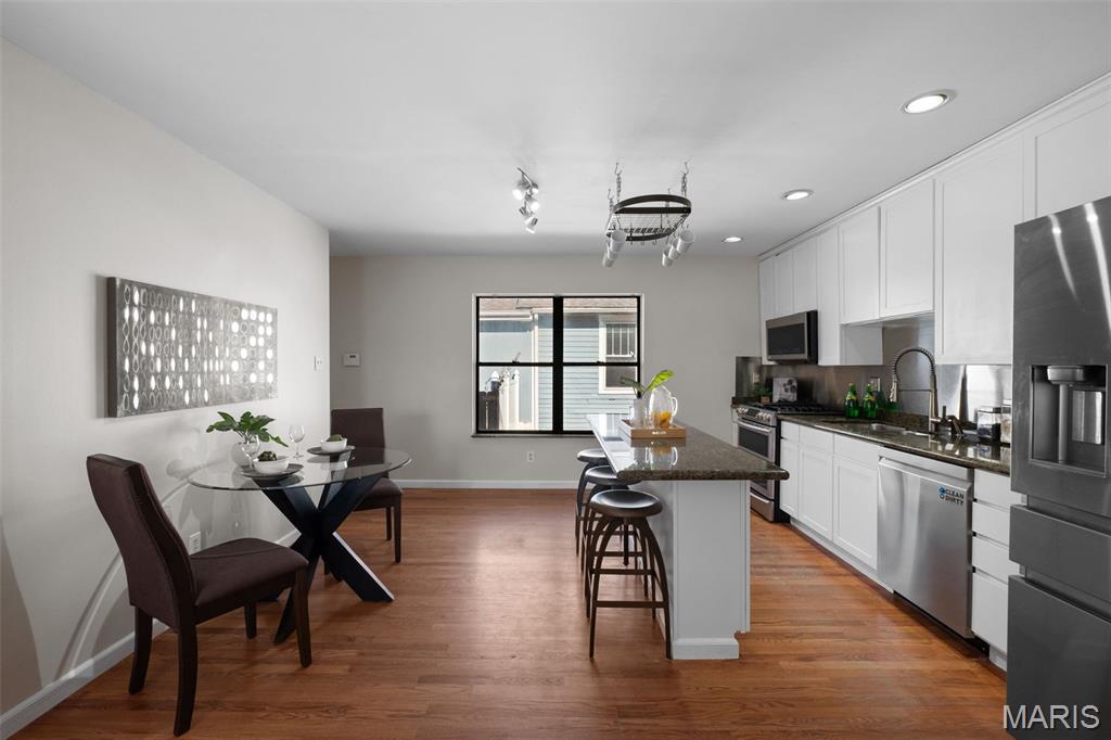 Olivette Terrace - Residential