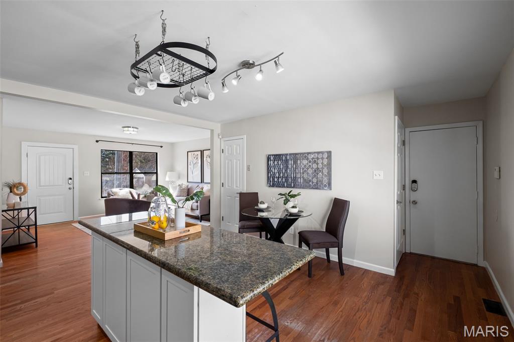 Olivette Terrace - Residential