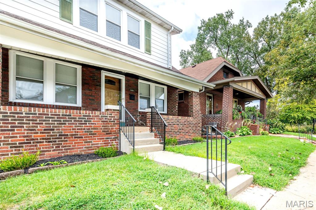Photo of 6054 Hartford Street, St Louis, MO 63139 (MLS # 26053634)
