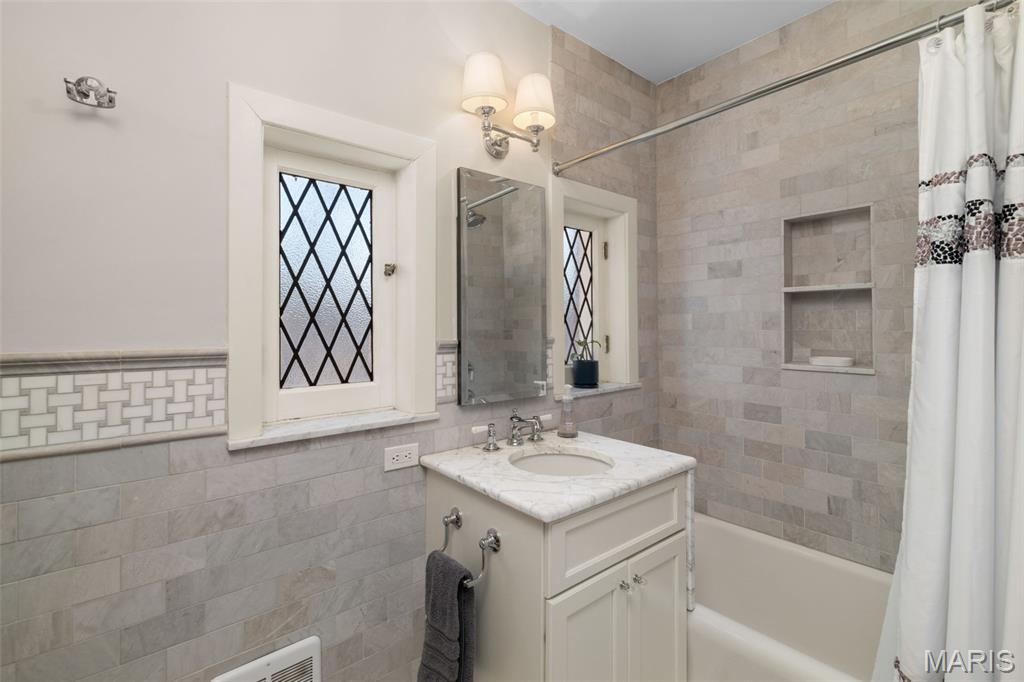 University Hills - Residential