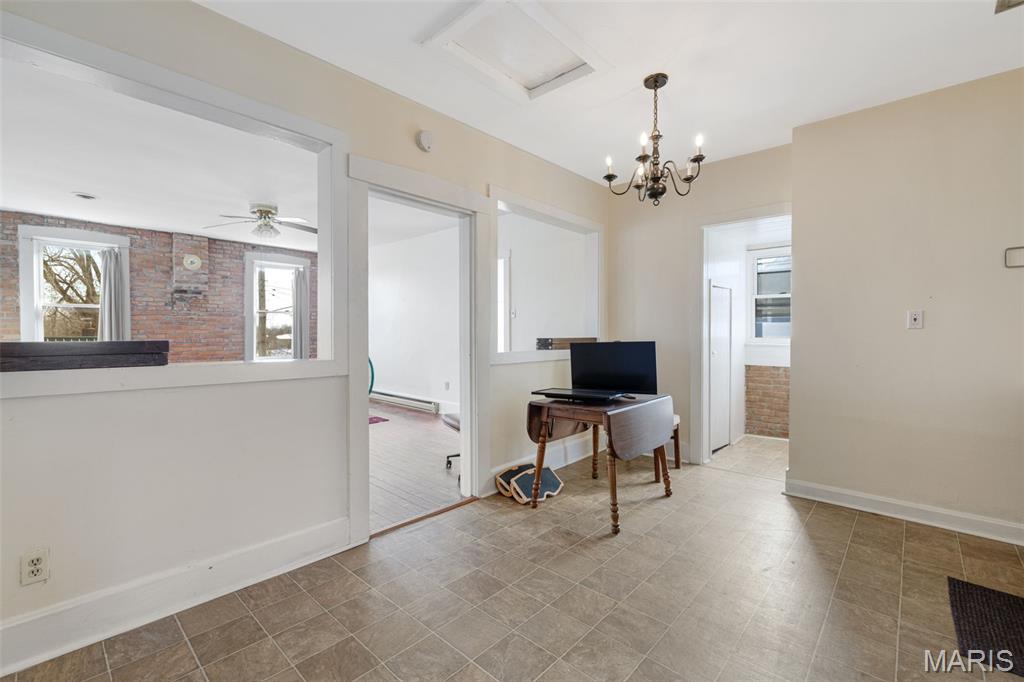 Town/Kimmswick - Commercial Sale