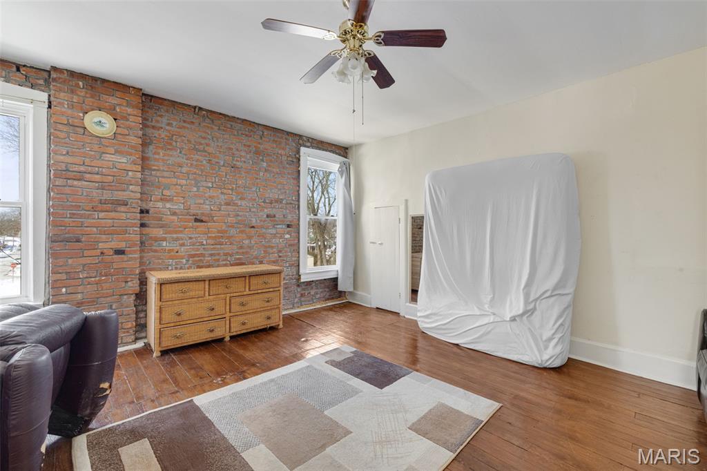 Town/Kimmswick - Commercial Sale