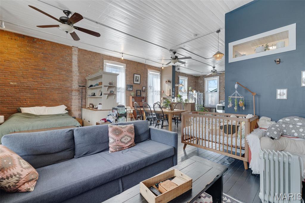 Town/Kimmswick - Commercial Sale