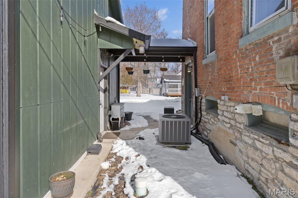 Town/Kimmswick - Commercial Sale