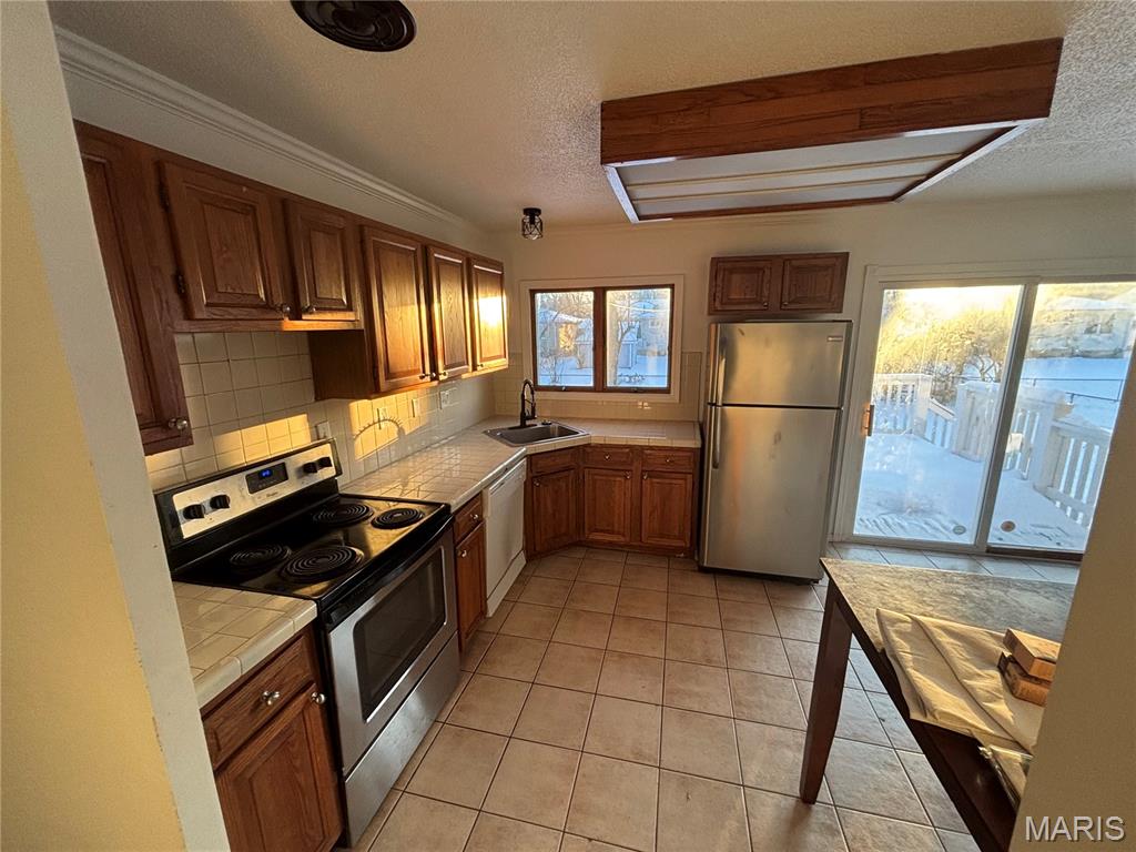 Brinwood Sub 1st Add - Residential