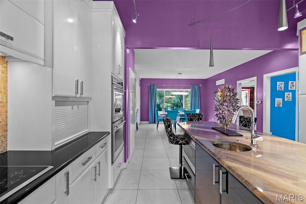 Village On Conway Two The - Residential