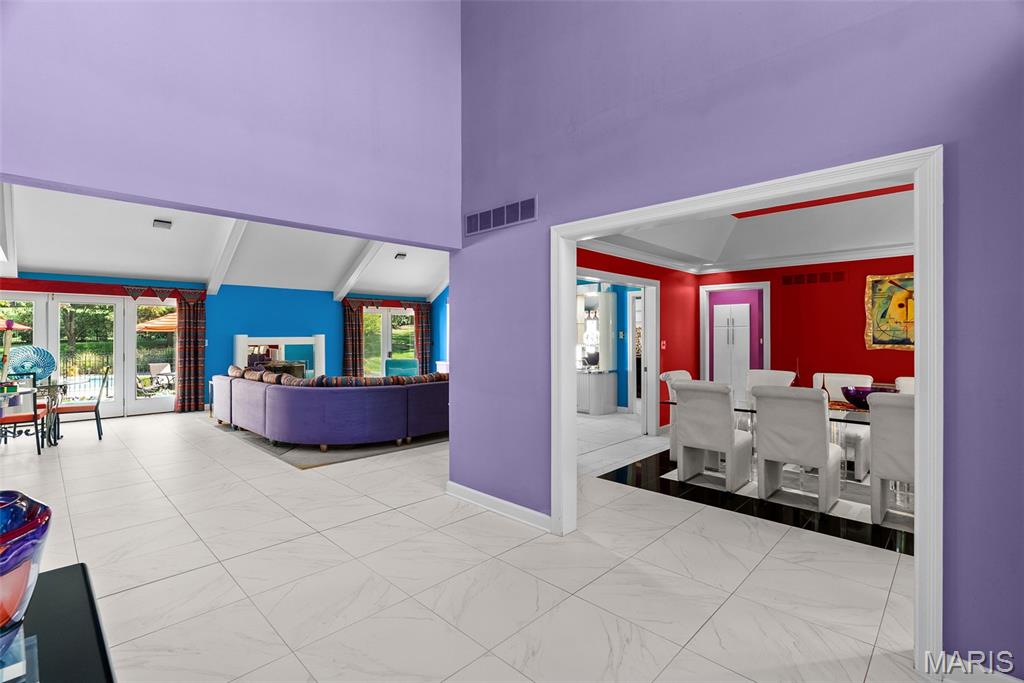 Village On Conway Two The - Residential