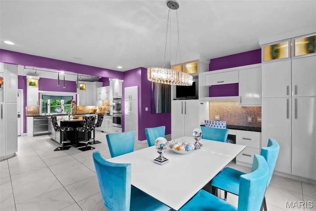 Village On Conway Two The - Residential