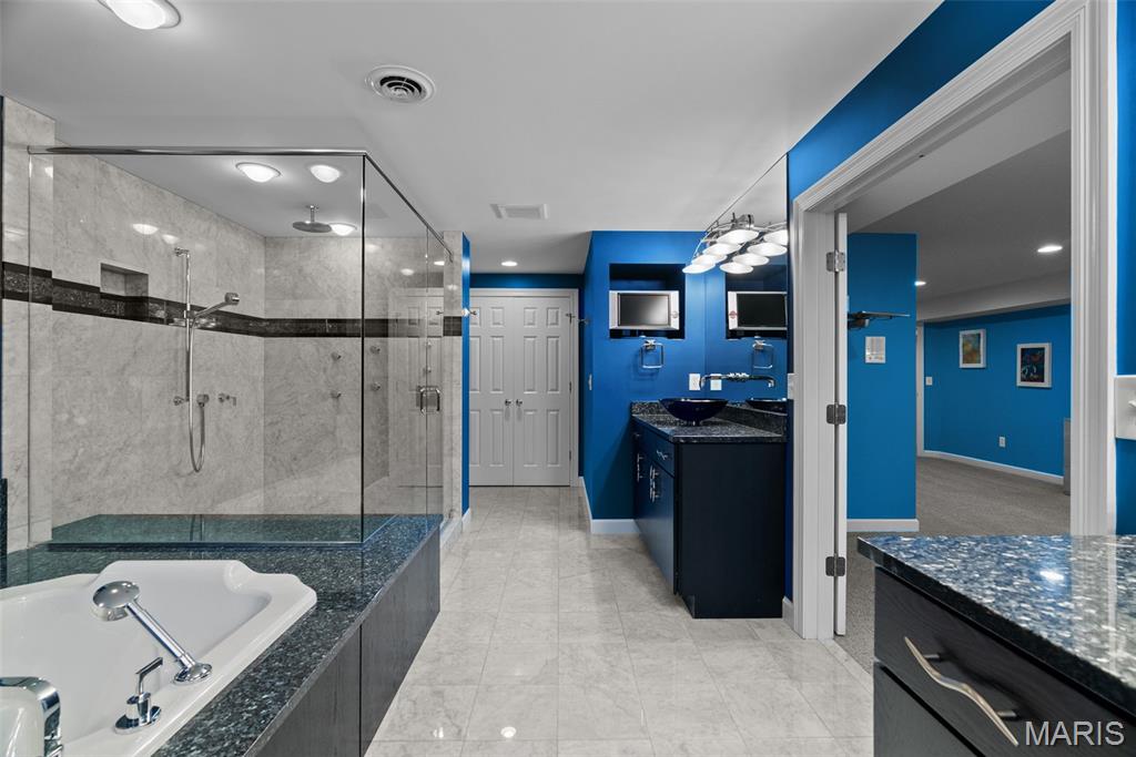 Village On Conway Two The - Residential