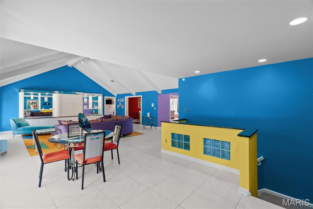 Village On Conway Two The - Residential