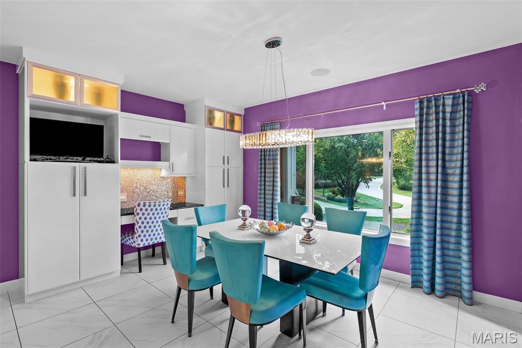 Village On Conway Two The - Residential