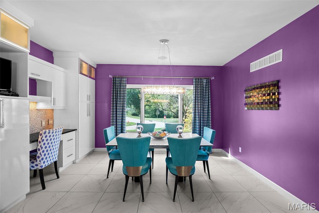 Village On Conway Two The - Residential