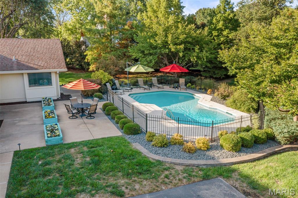 Village On Conway Two The - Residential