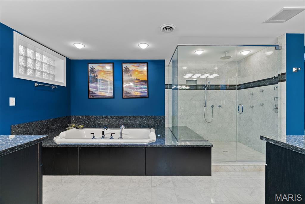 Village On Conway Two The - Residential