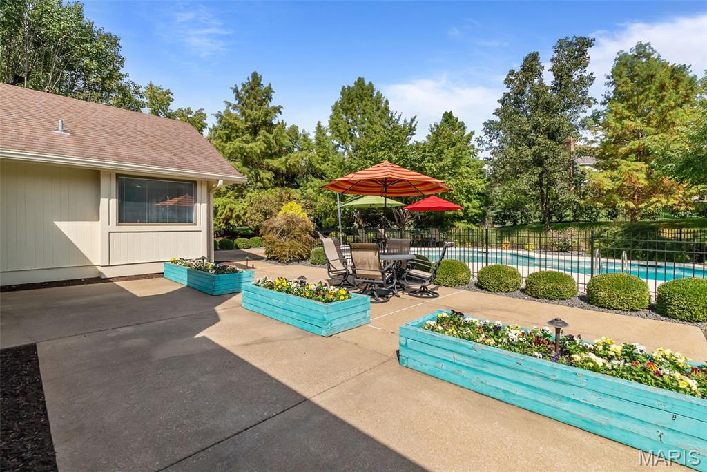 Village On Conway Two The - Residential