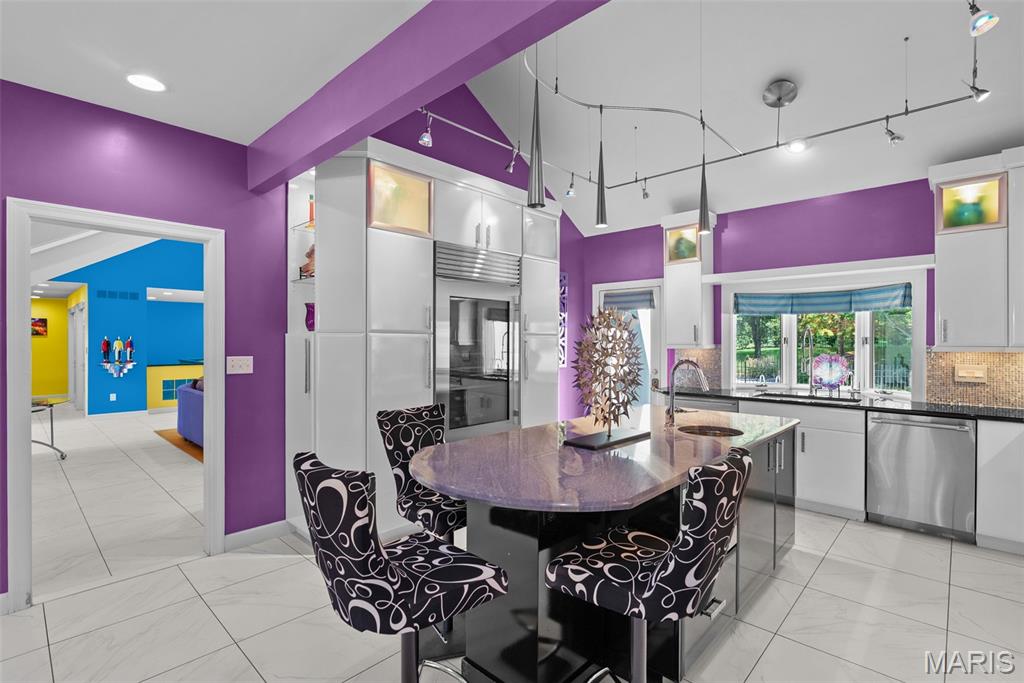 Village On Conway Two The - Residential